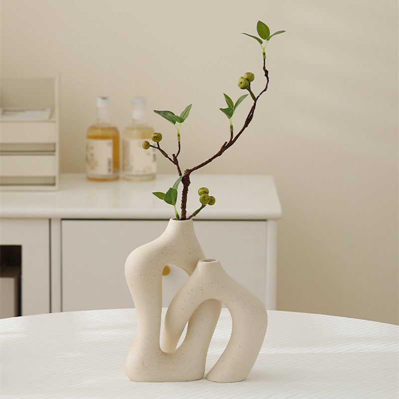 Exquisite Ceramic Art Vase Set: Add Elegant Beauty to Your Space