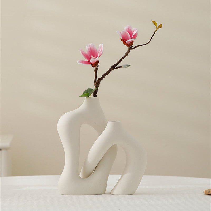 Exquisite Ceramic Art Vase Set: Add Elegant Beauty to Your Space