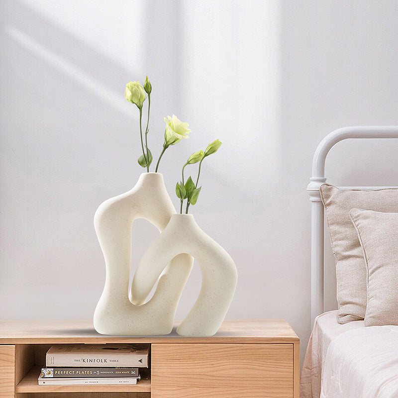 Exquisite Ceramic Art Vase Set: Add Elegant Beauty to Your Space