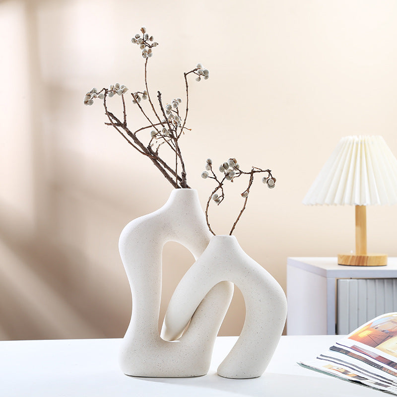 Exquisite Ceramic Art Vase Set: Add Elegant Beauty to Your Space